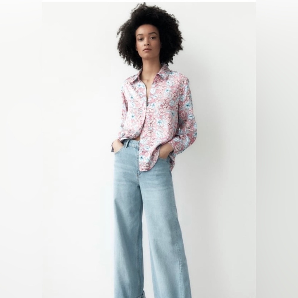 Zara Pink Blue Floral Button-Down ‘Satin’ Blouse Size Small Cottage Coastal - Picture 11 of 11